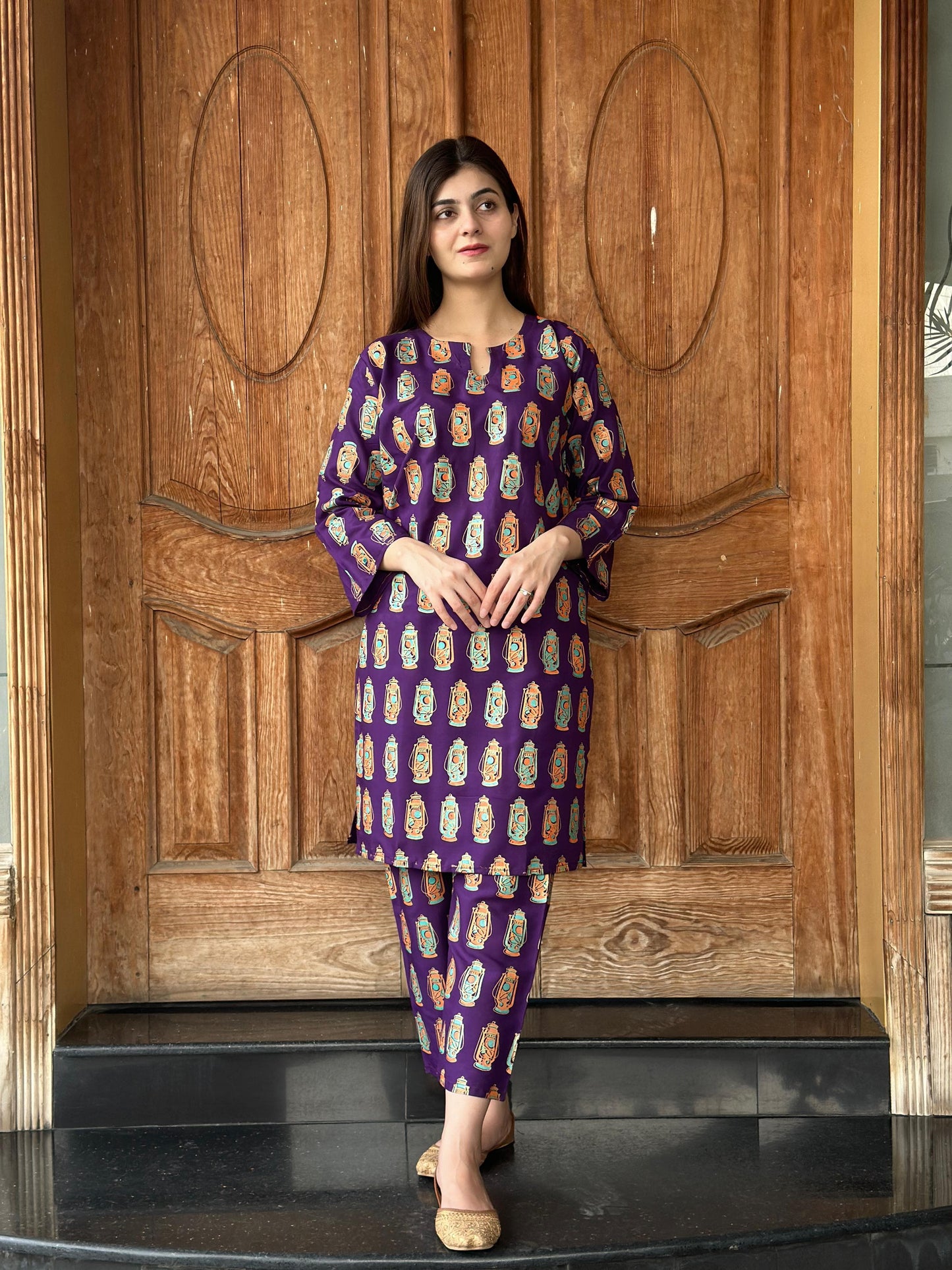 Laal Tain 2pcs suit
