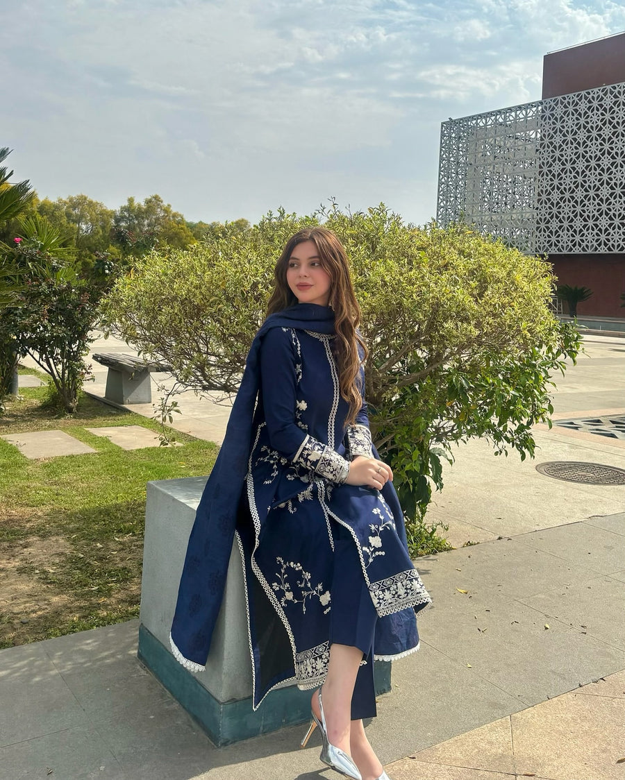 Inovy Blue Embroidered 3PC Suit