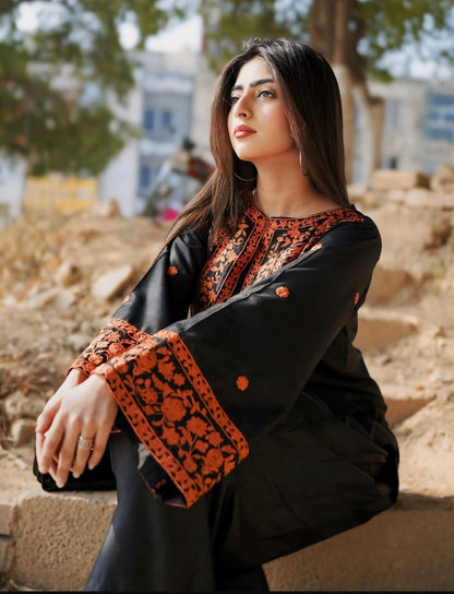 Black Aura 2PC (Farshi Shalwar)