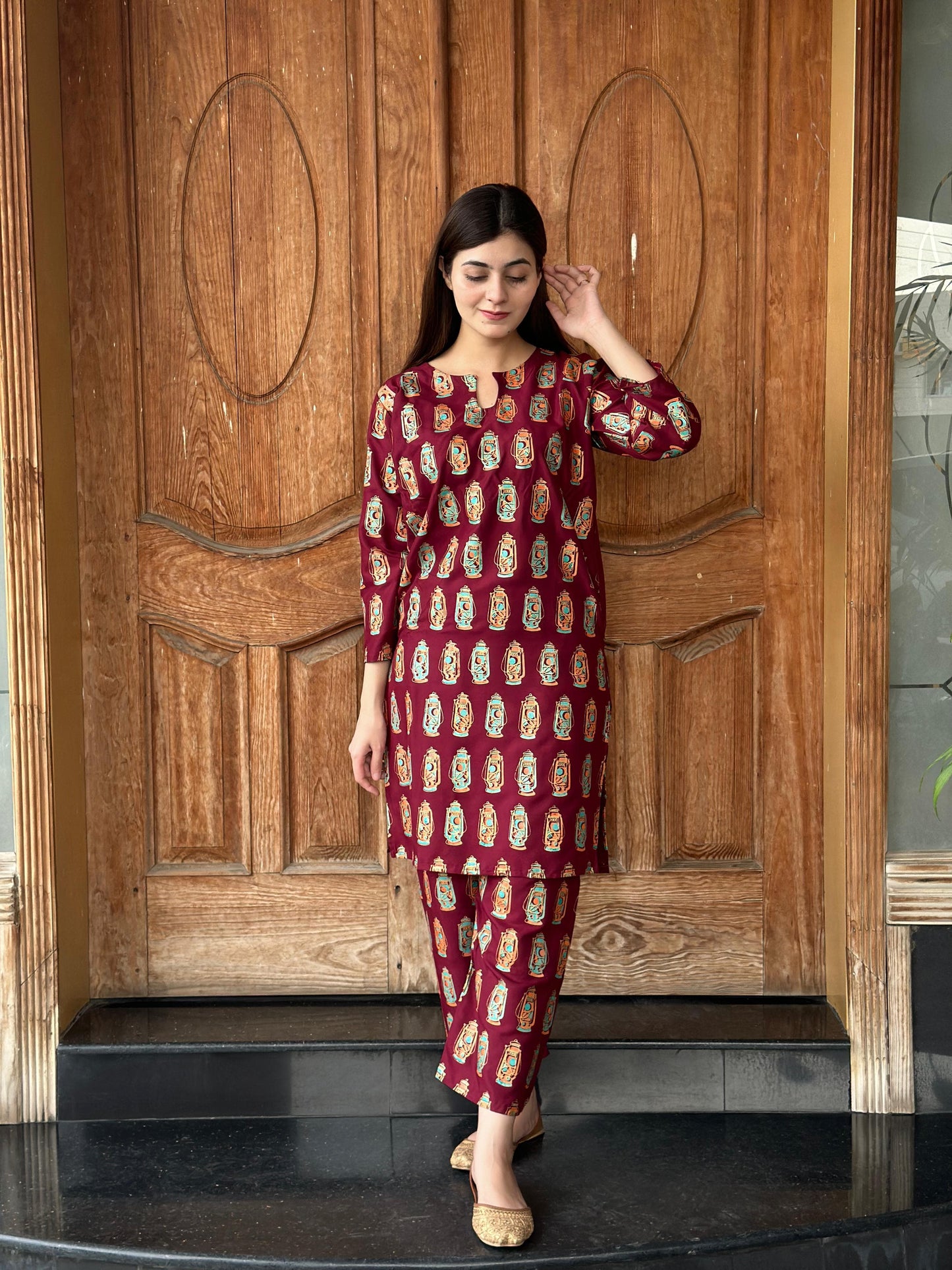 Laal Tain 2pcs suit