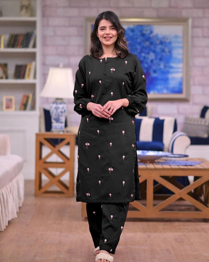 Patel Embroidery 2Pc