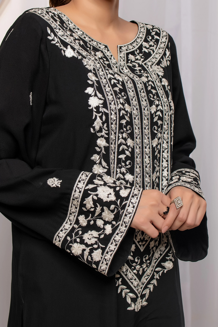 Black Aura 2PC (Farshi Shalwar)
